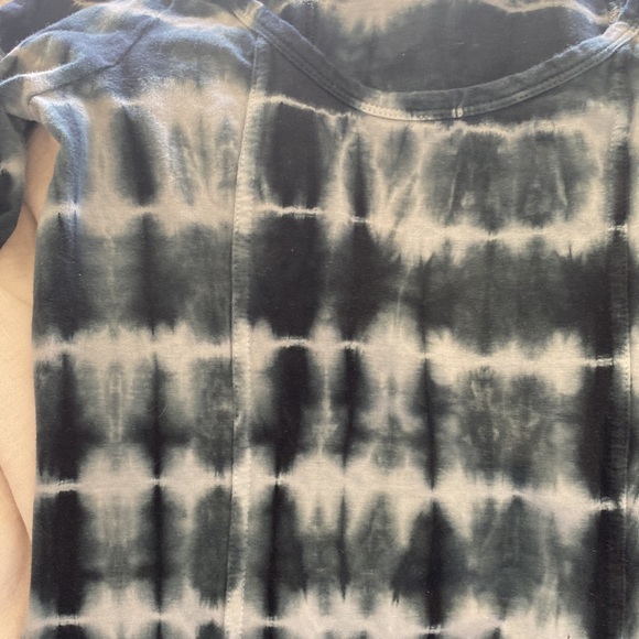 Billabong adorable dress or cover up. Size small - Picture 5 of 5